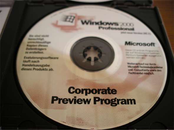 Windows 2000 Beta CD